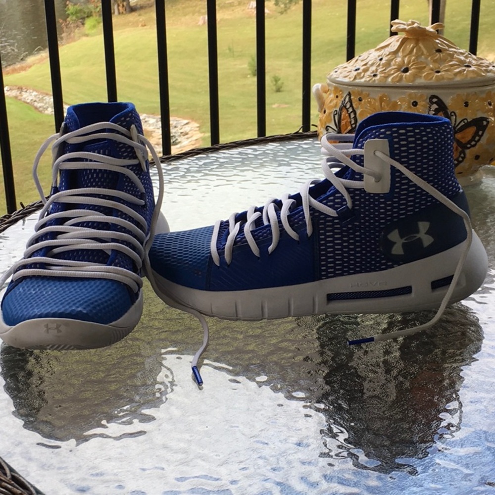Under Armor Havoc sneakers Size 8 in great shape